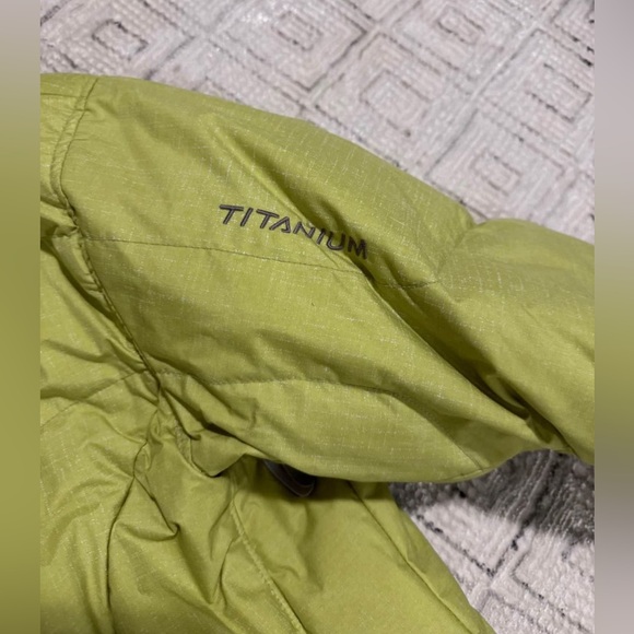 Women’s Columbia Titanium Jacket - Picture 6 of 10